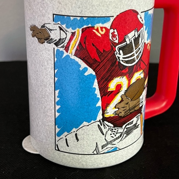 Vintage 95 Kansas City Chiefs KC Football Arrowhead Stadium Travel Mug Cup w Lid - Picture 6 of 10